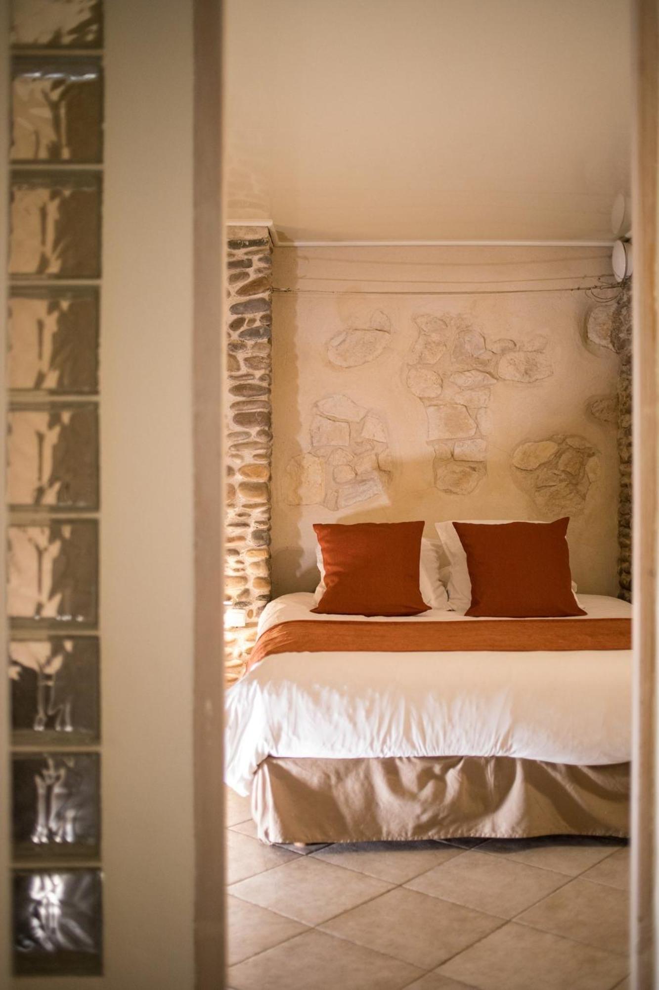 In Provence Hotel - Experience Atypique Venelles Exterior foto